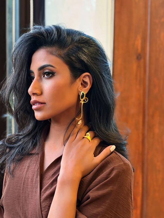 Alif Earrings (أ)